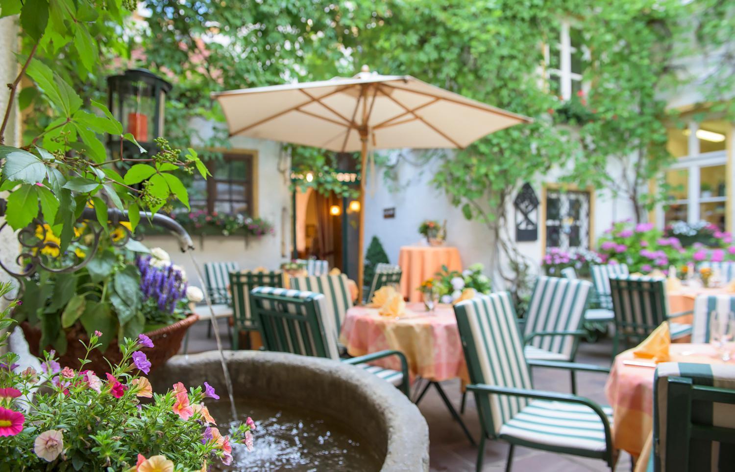 Romantik Hotel Zur Post Fuerstenfeldbruck Buitenkant foto