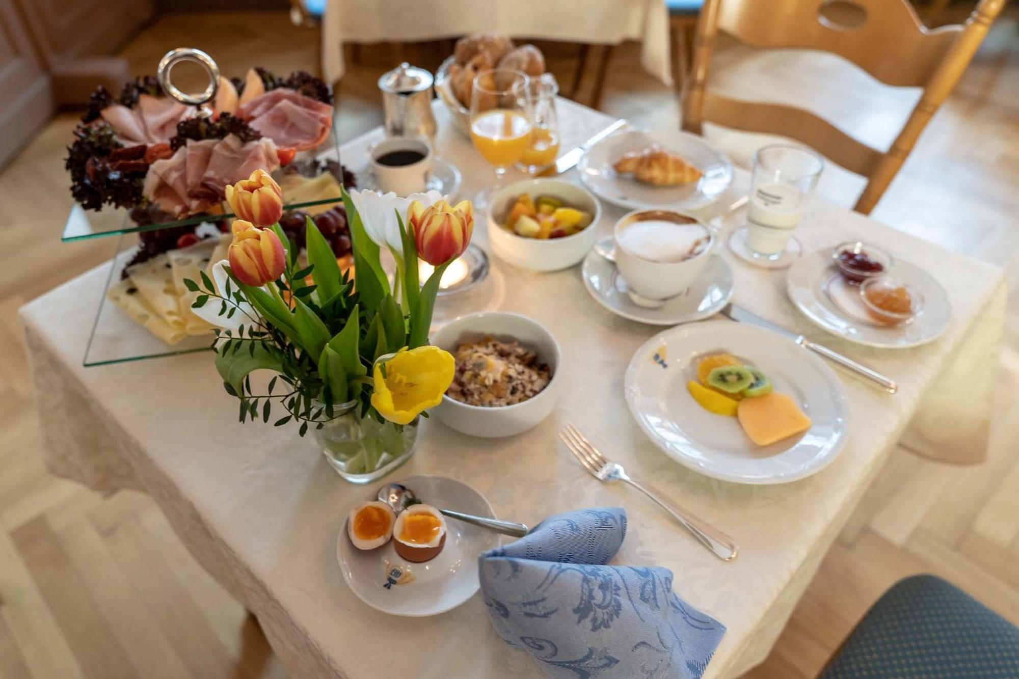 Romantik Hotel Zur Post Fuerstenfeldbruck Buitenkant foto