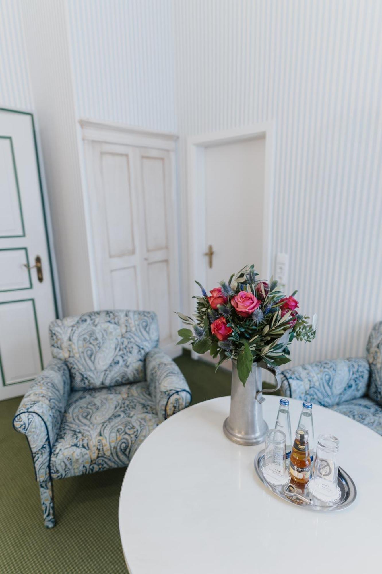 Romantik Hotel Zur Post Fuerstenfeldbruck Buitenkant foto
