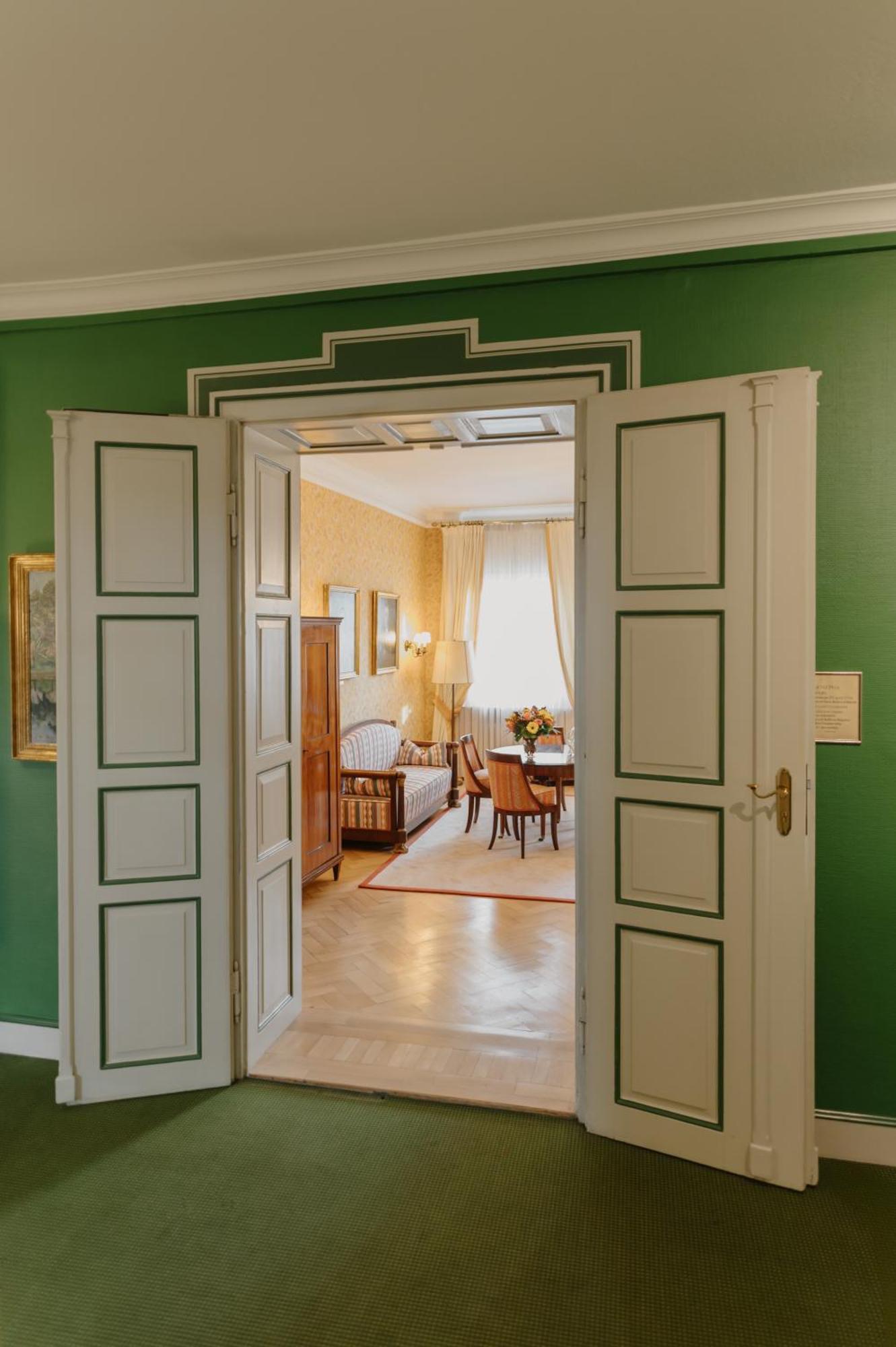 Romantik Hotel Zur Post Fuerstenfeldbruck Buitenkant foto
