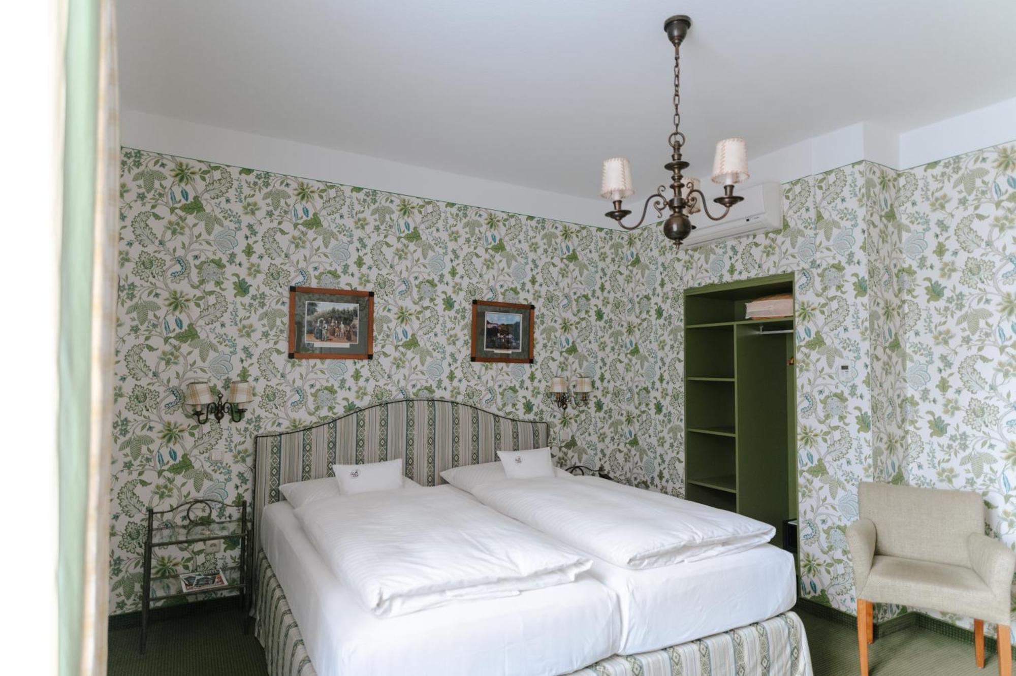 Romantik Hotel Zur Post Fuerstenfeldbruck Buitenkant foto